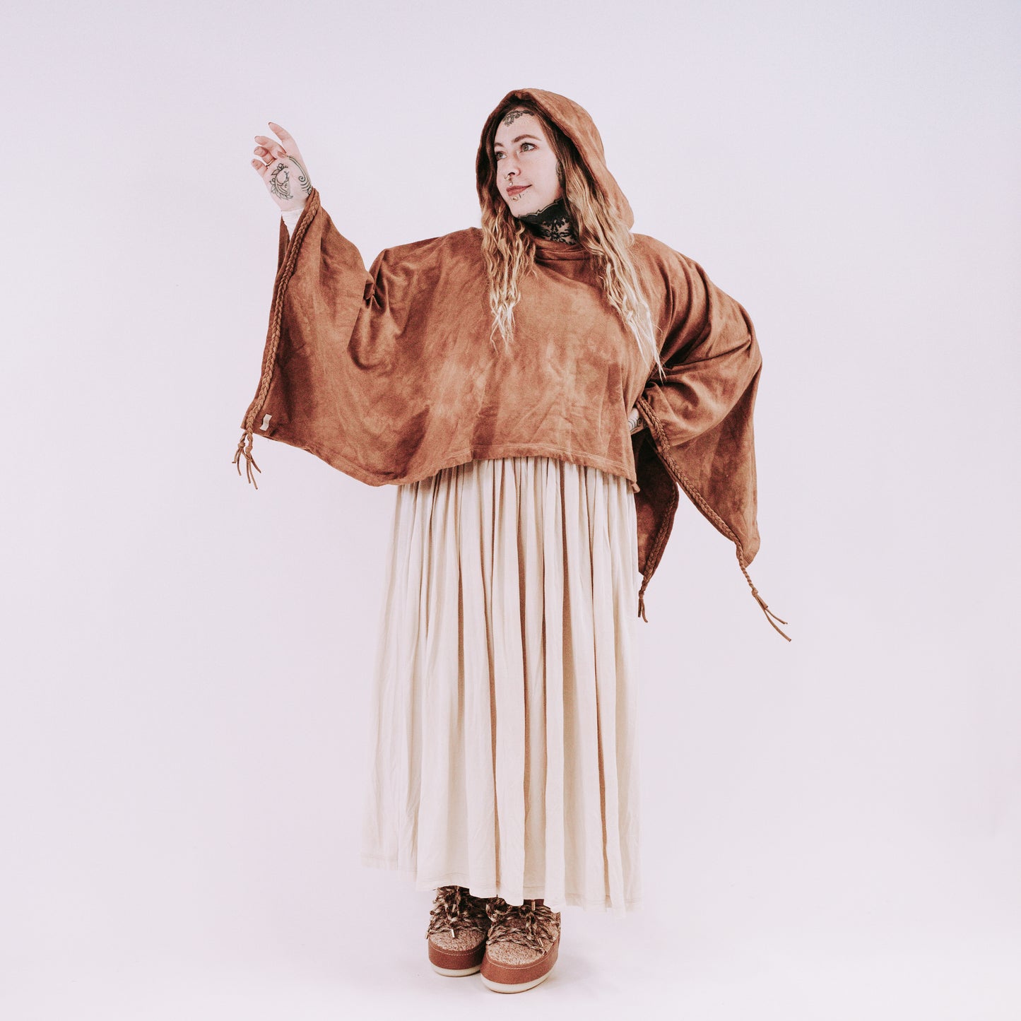 Wanderer Crop Poncho - autumn glow
