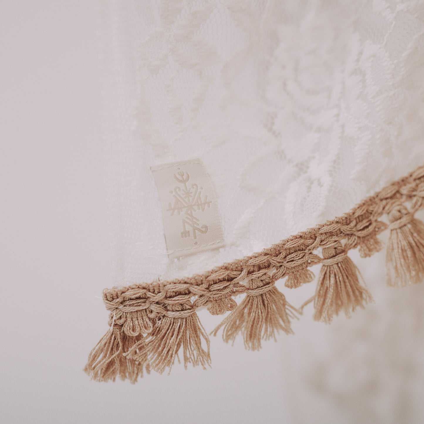 Lace Aura Ritual Cape - white sands