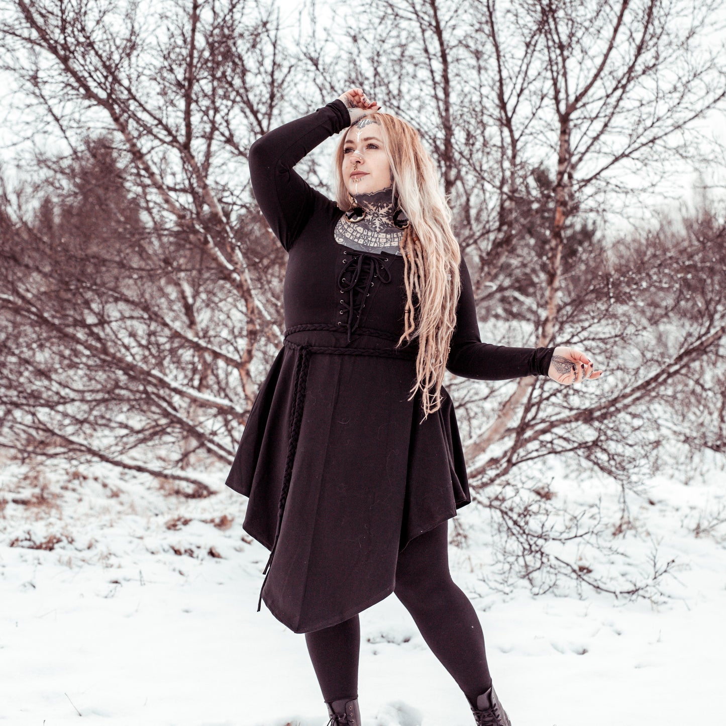 Longsleeve Flora Dress -myrkur